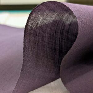 <span class="title">色麻襦袢の透け感比較</span>