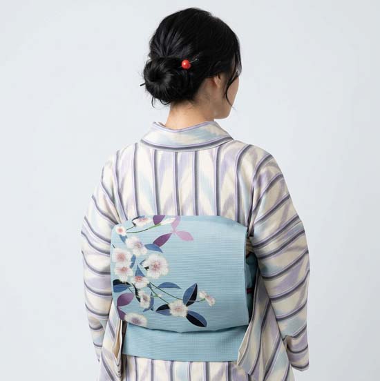 <span class="title">決算セールで夏もの４０％OFF！</span>