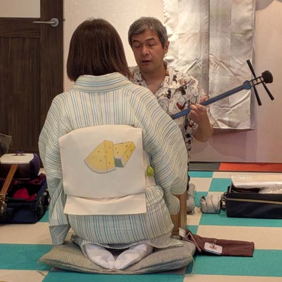 <span class="title">お稽古日と今日の花</span>
